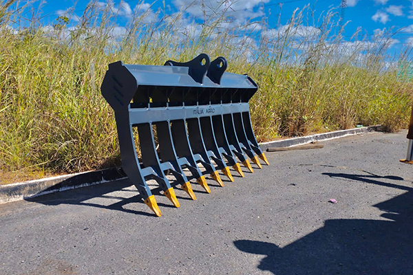 Enleirador para escavadeira